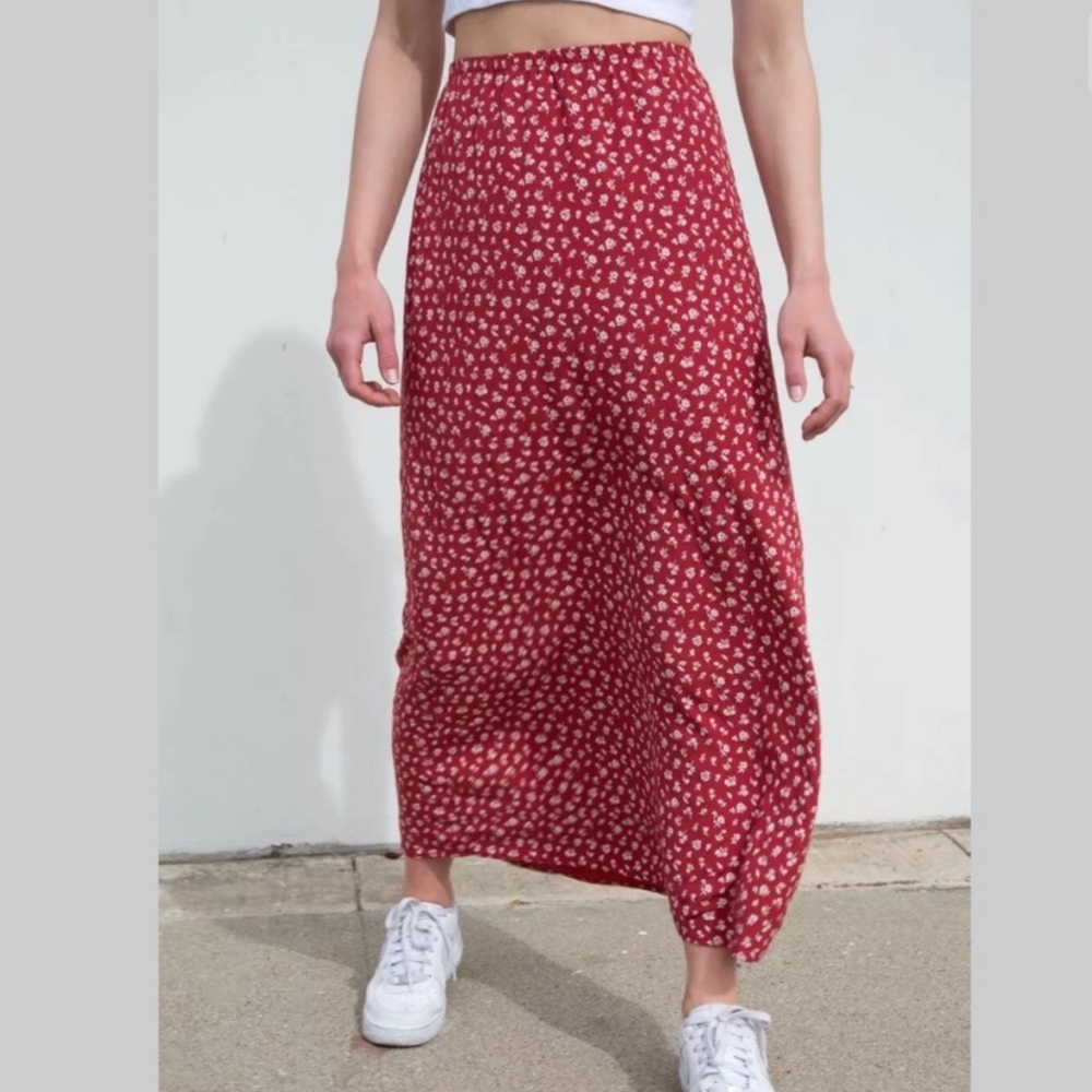 Brandy Melville Phoebe Floral Skirt